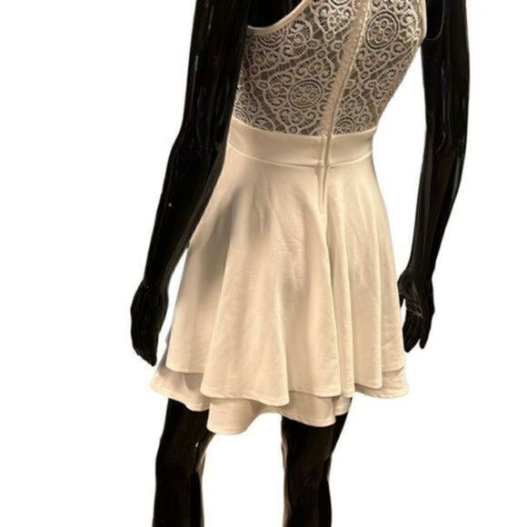Emerald Sundae white halter top dress size small - Picture 11 of 12